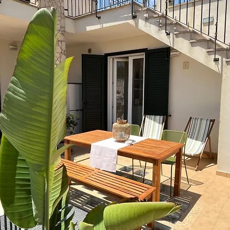 Itaca アパート *