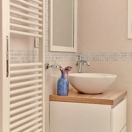 Apartment Itaca